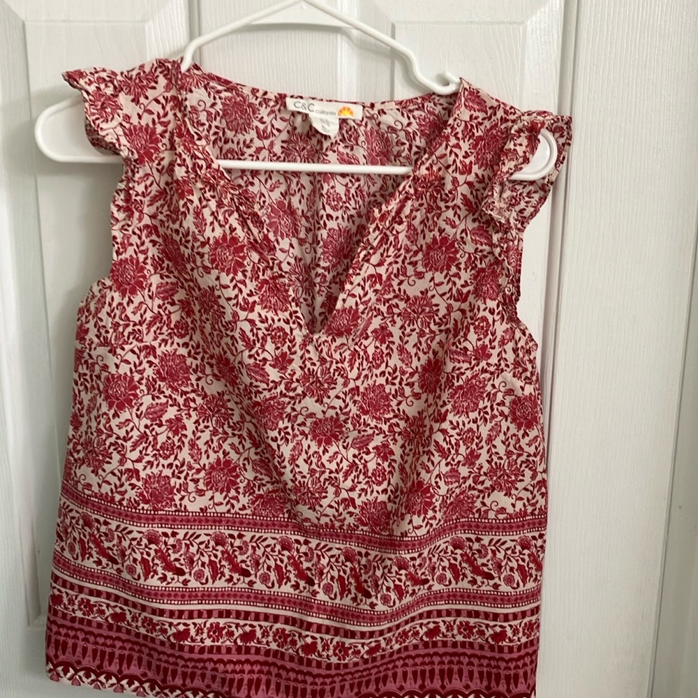 C&C California Red Floral Sleeveless Blouse size XS